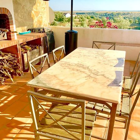 Charming Villa In Casais De Sao Bras Kültér fotó